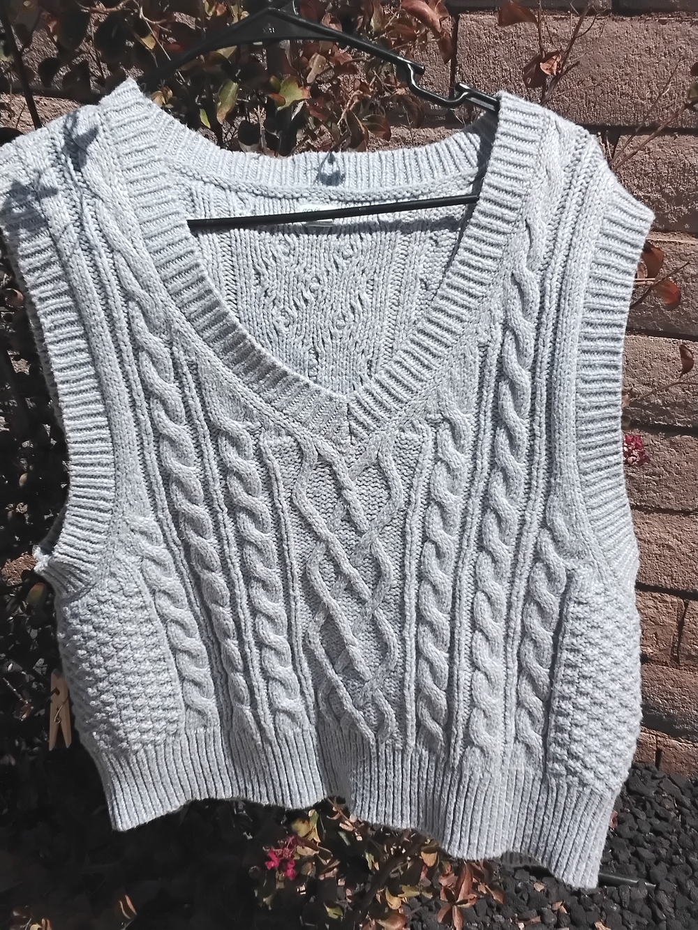 aerie Light Gray Cable Knit V-Neck Sweater Vest